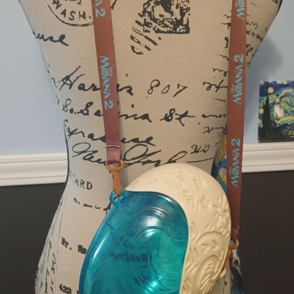 Disney Moana 2 Popcorn Bucket. With adjustable strap. Collectable - Picture 11 of 11